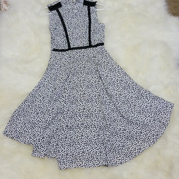 H&M dress - Picture 1 of 3